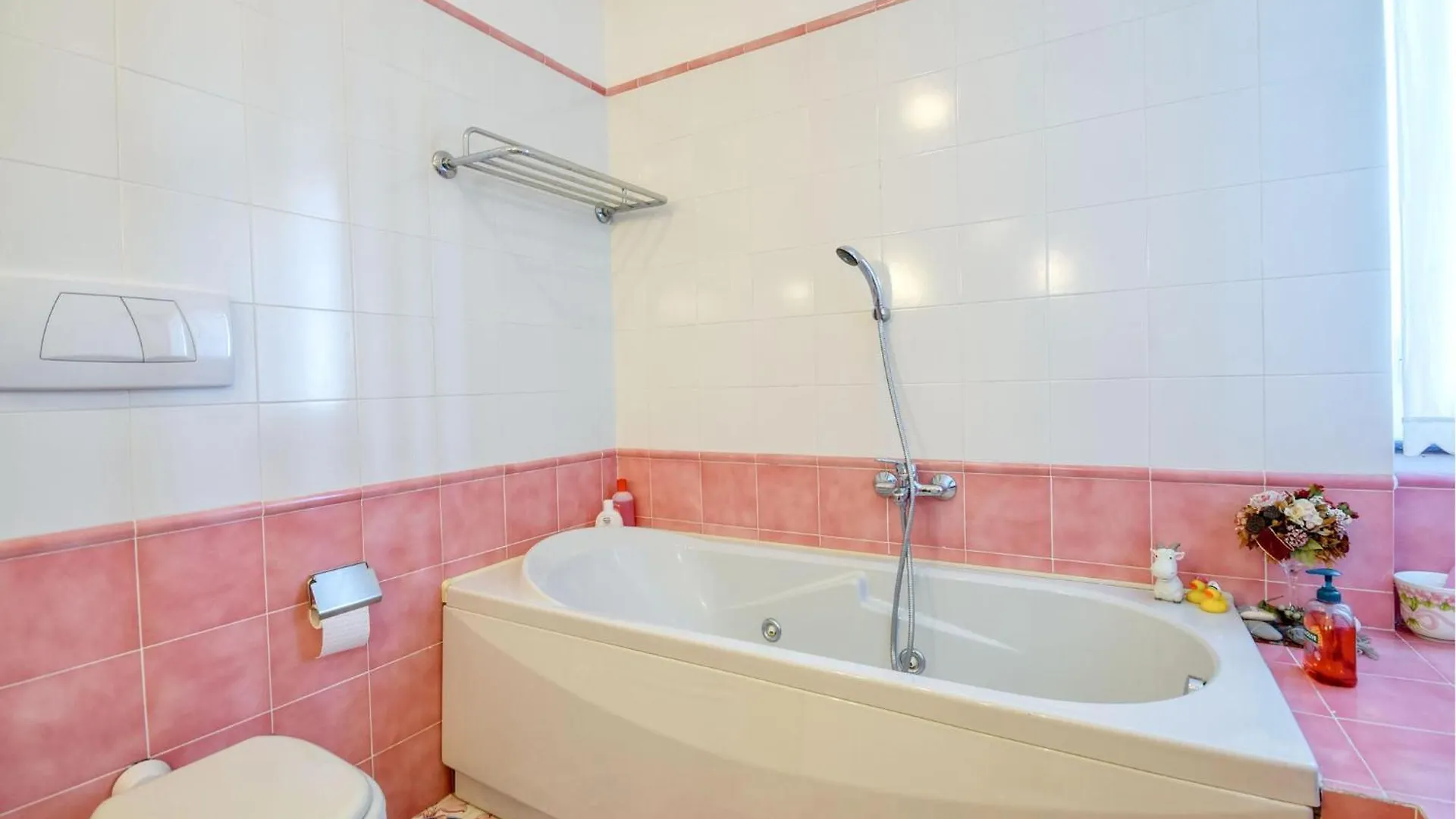 Amazing Apartment In Zoagli With Wifi